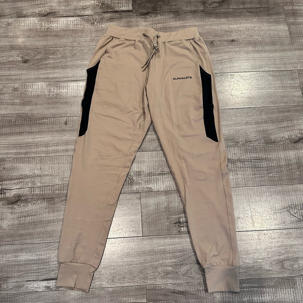 Alphalete Premium Joggers
